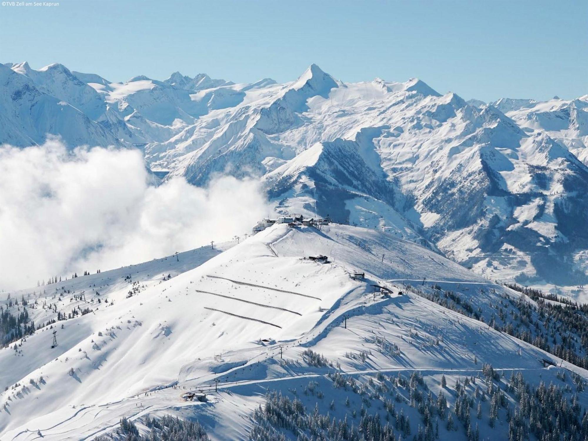 Modern Mansion In Kaprun Near Ski Area ภายนอก รูปภาพ