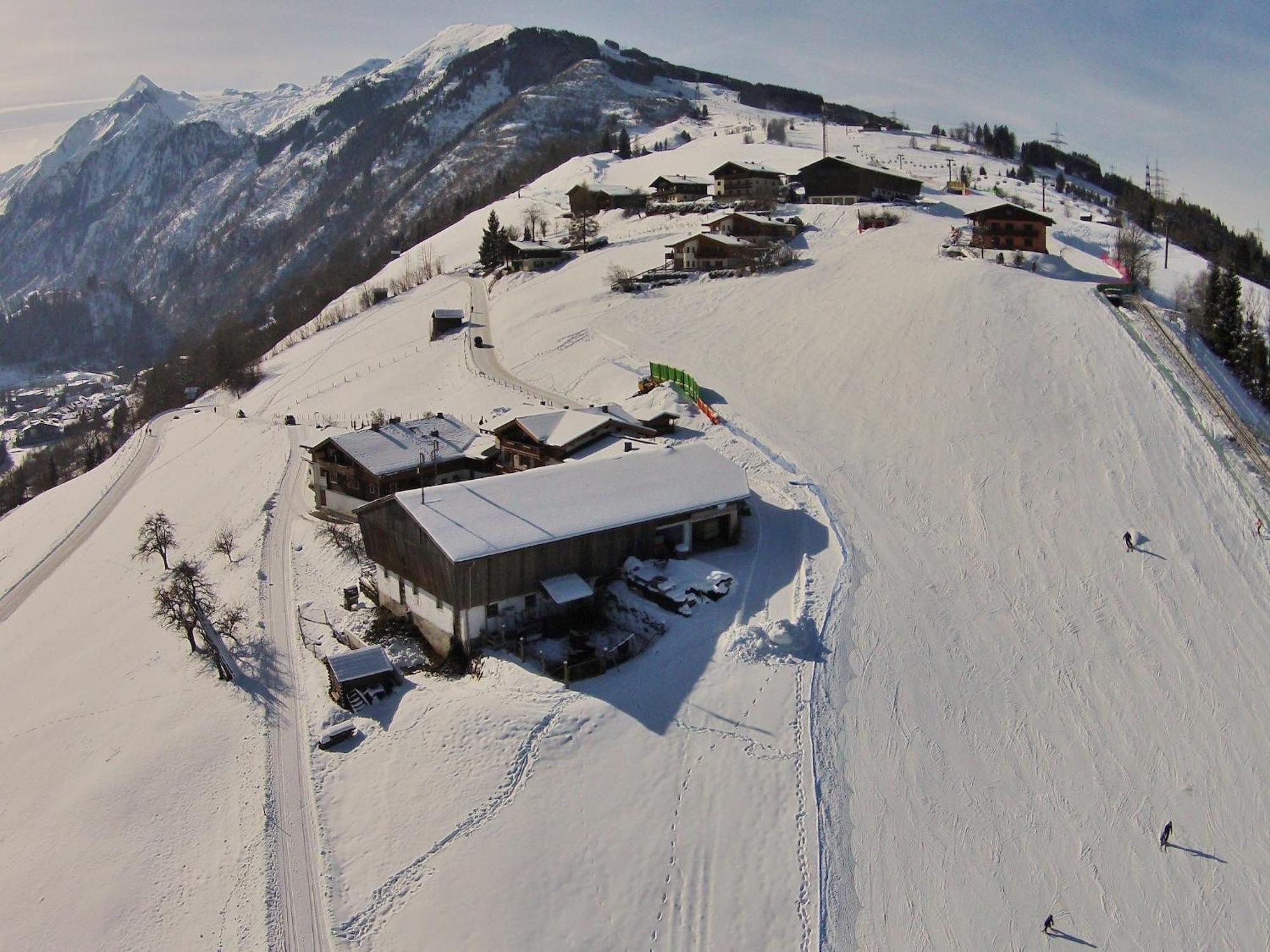 Modern Mansion In Kaprun Near Ski Area ภายนอก รูปภาพ